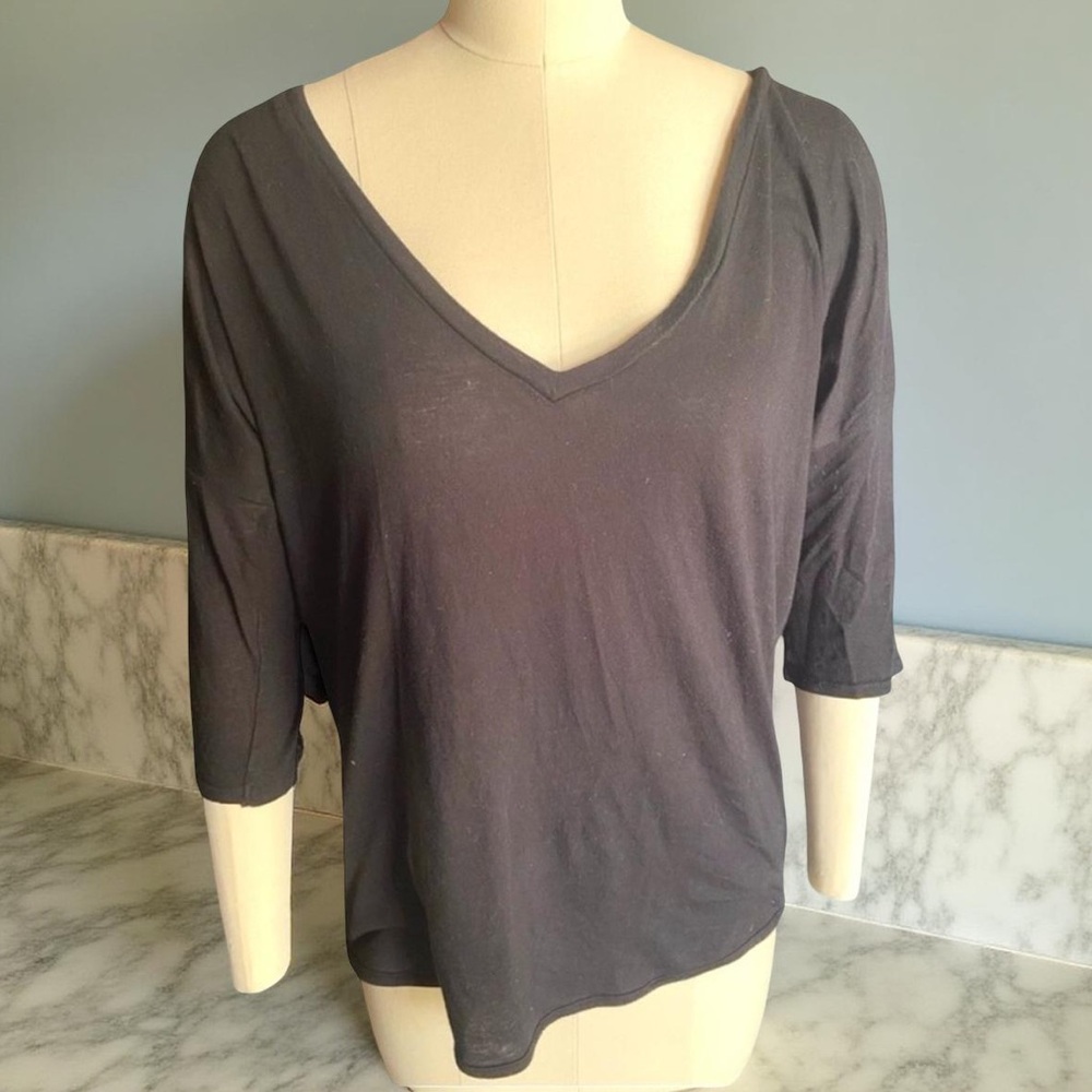 Express High Low Black Tee